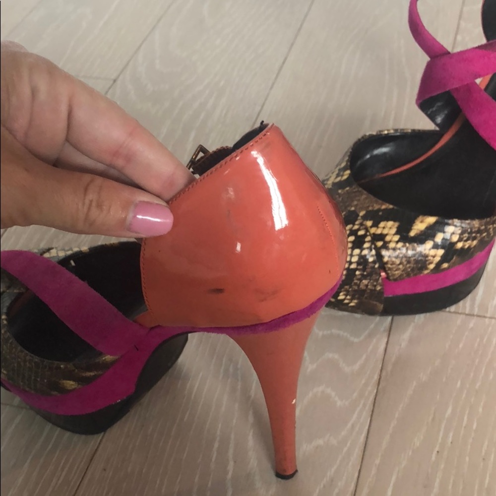 Jessica Simpson heels - Picture 3 of 5